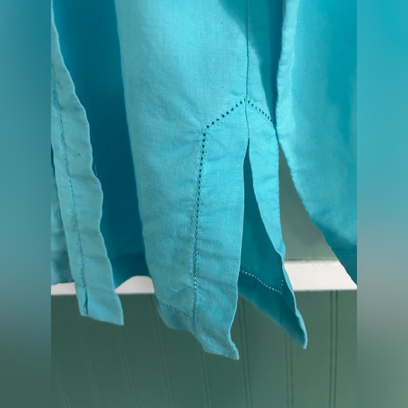 David n Petites Light blue womens button down - Picture 3 of 5